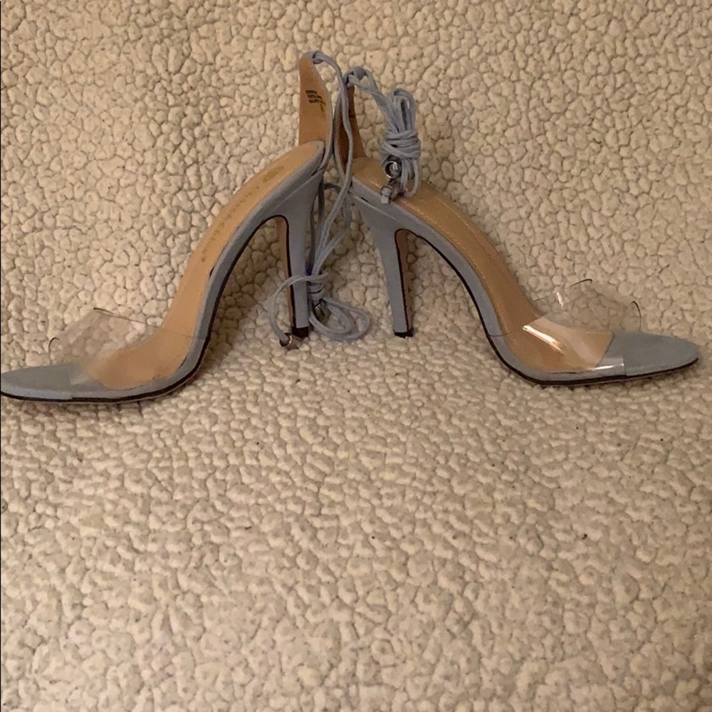 Heels - Picture 2 of 4